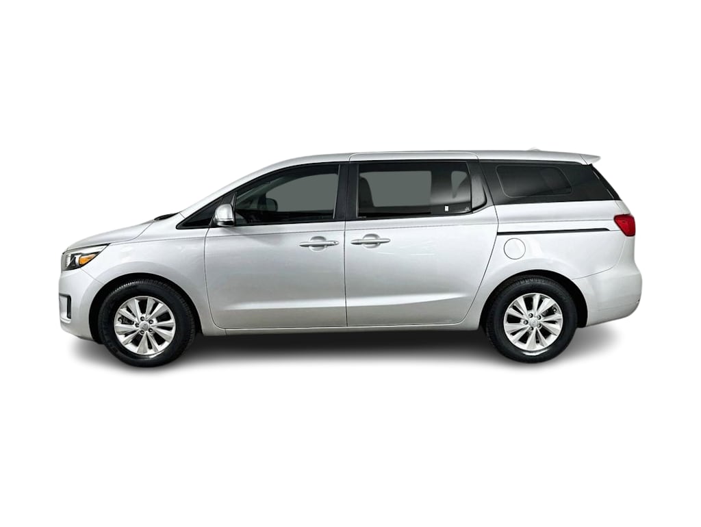 Thumbnail: 2018 Kia Sedona - 3