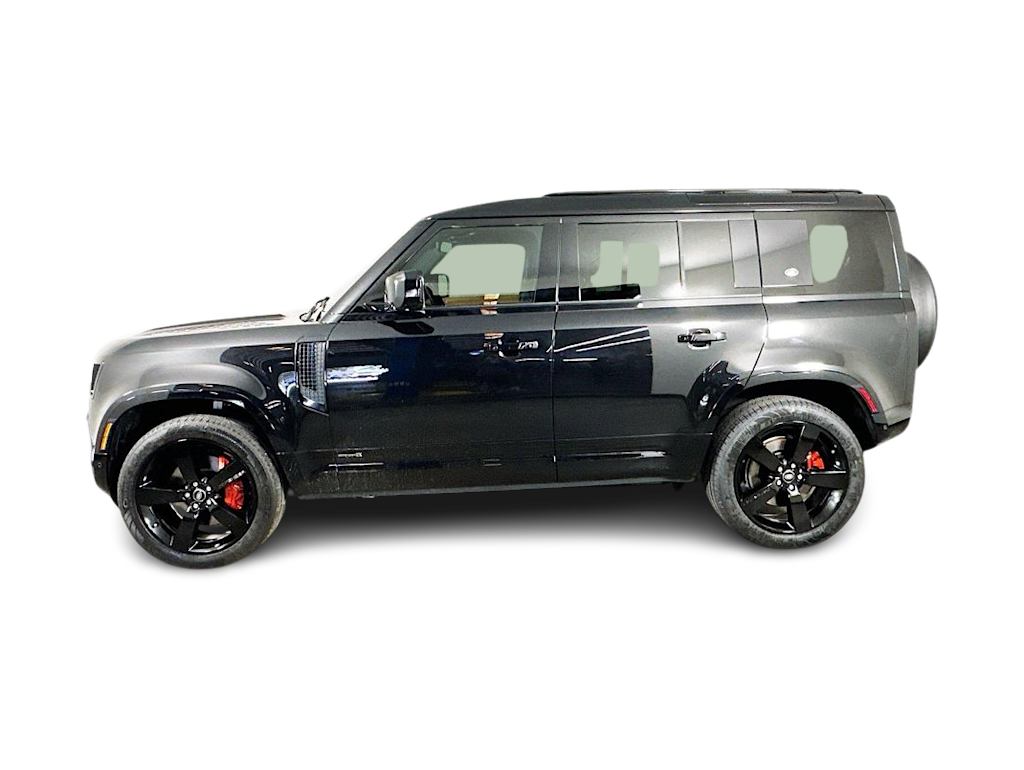 Thumbnail: 2024 Land Rover Defender - 3