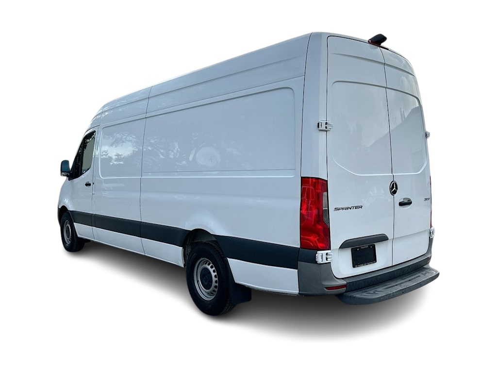 Thumbnail: 2022 Mercedes-Benz Sprinter - 3