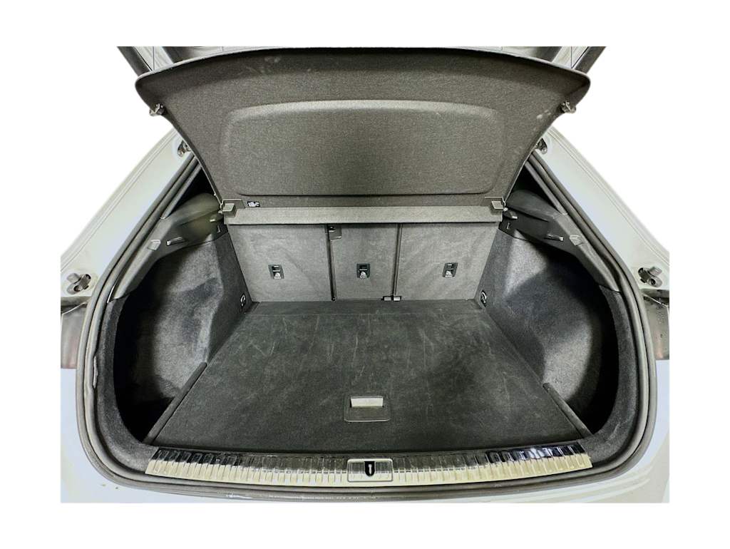 Thumbnail: 2024 Audi Q3 - 19