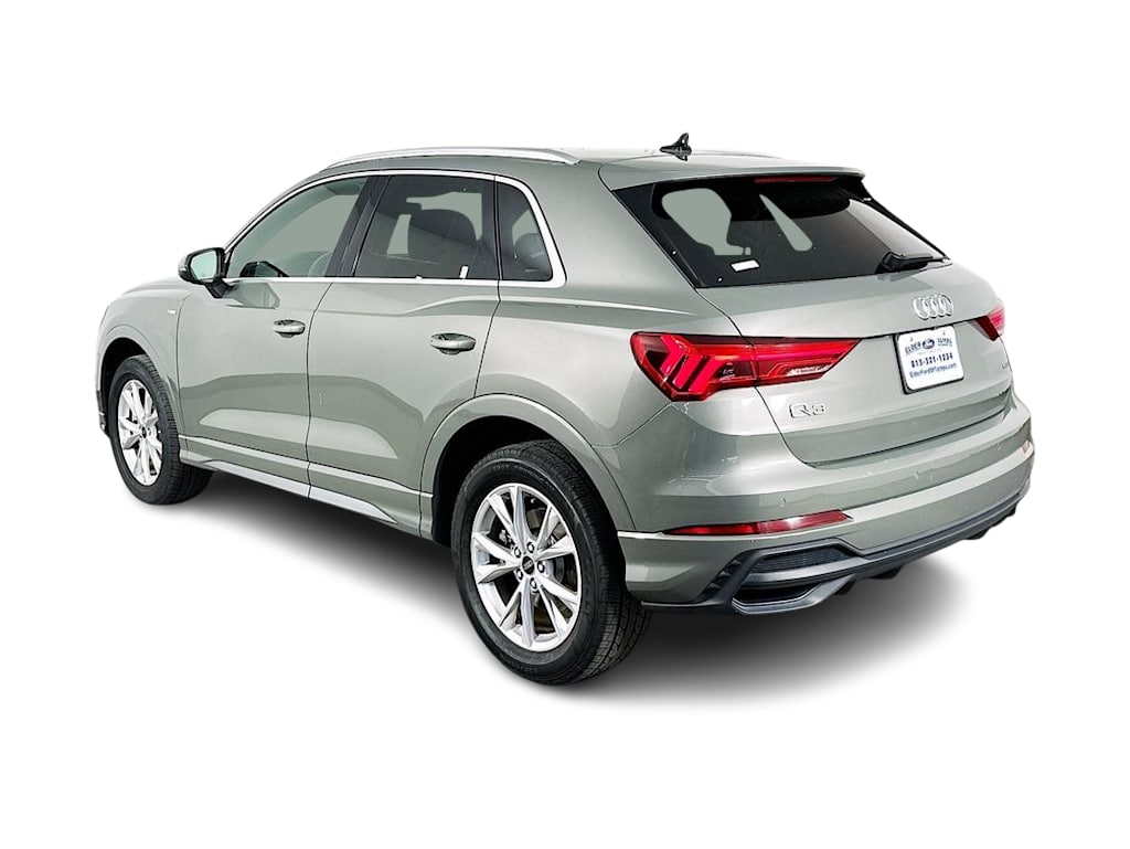 Thumbnail: 2025 Audi Q3 - 4