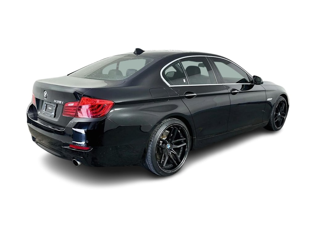 Thumbnail: 2015 BMW 5 Series - 25