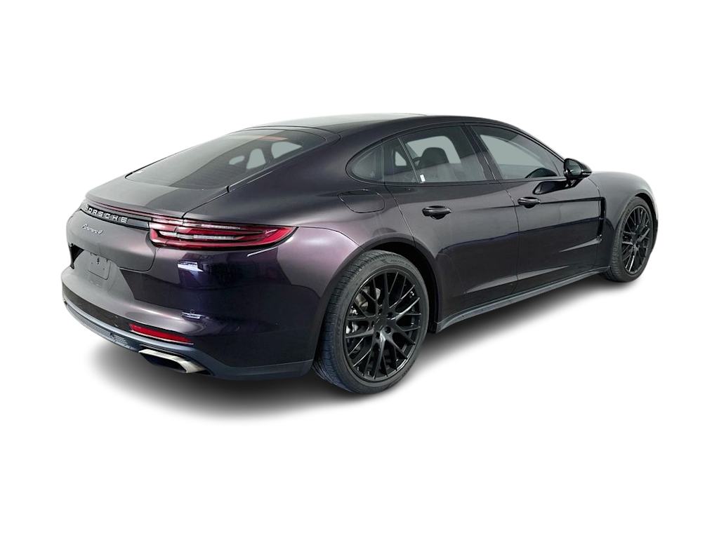 Thumbnail: 2020 Porsche Panamera - 25