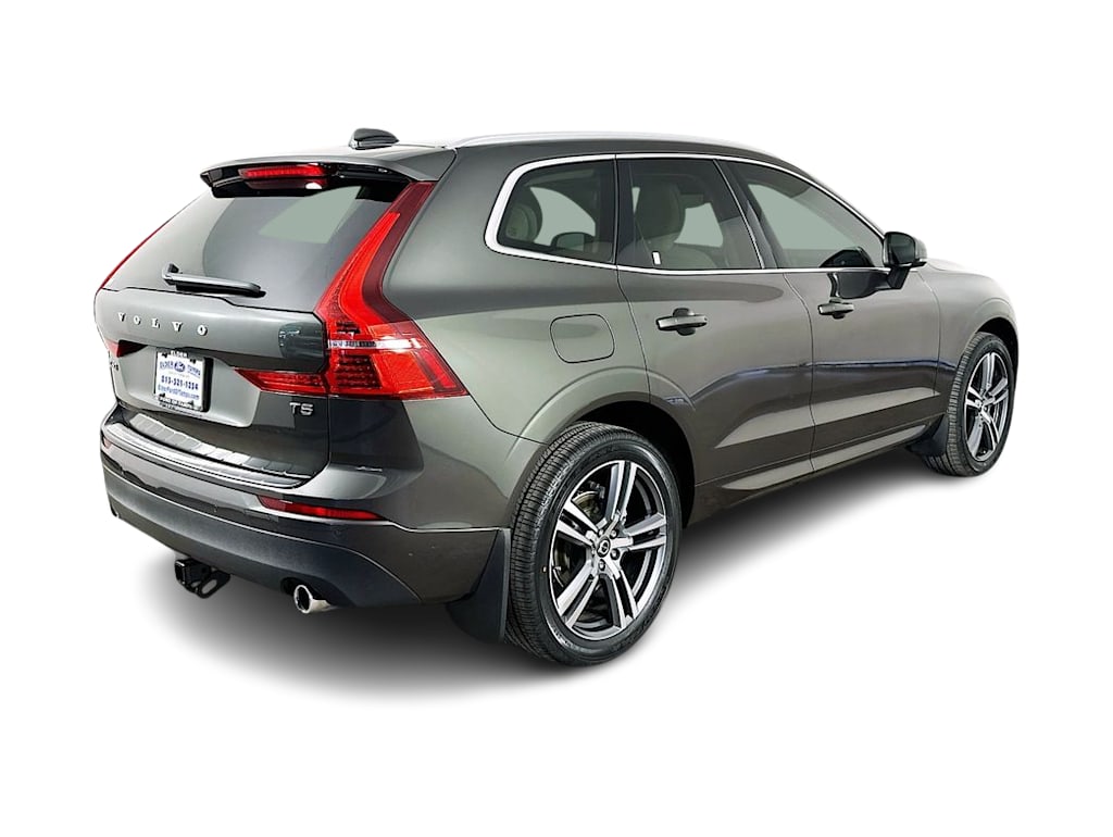 Thumbnail: 2021 Volvo XC60 - 23