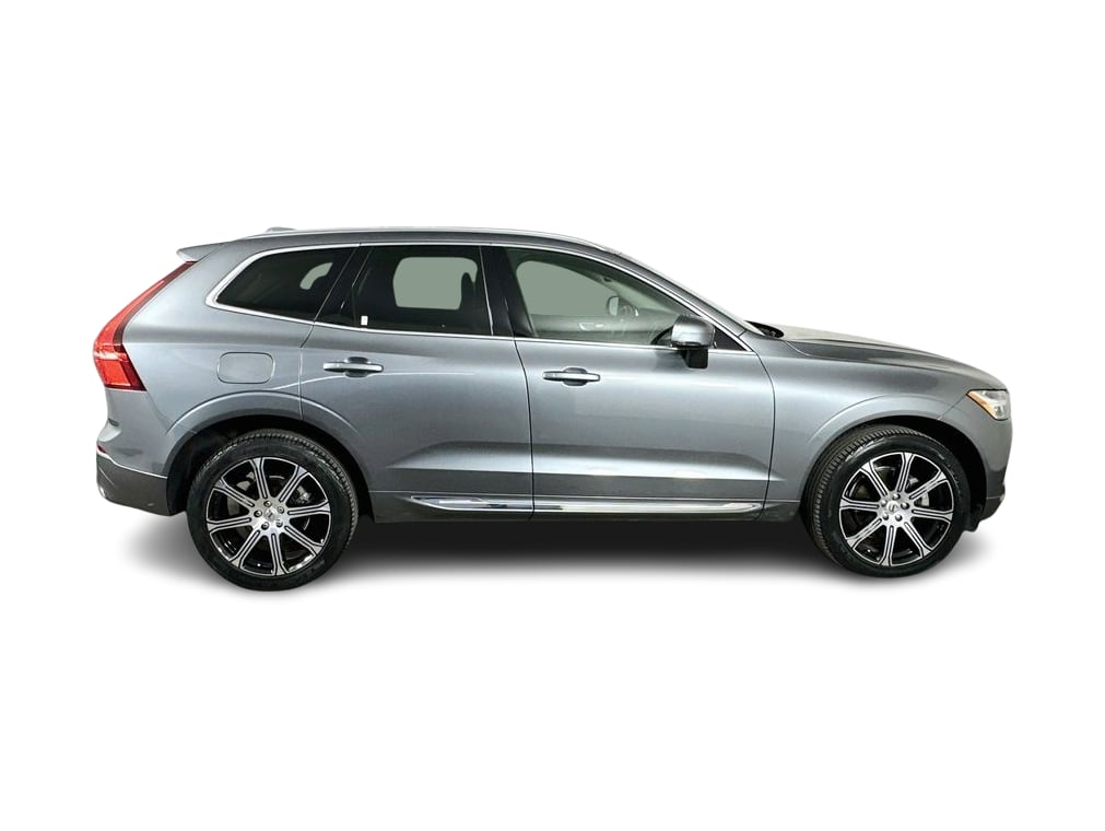 Thumbnail: 2021 Volvo XC60 - 25