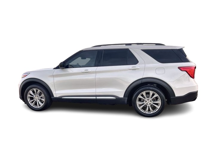 Thumbnail: 2022 Ford Explorer - 3