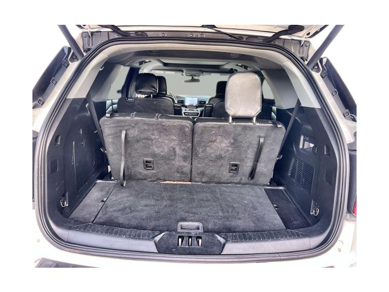 Thumbnail: 2022 Ford Explorer - 17