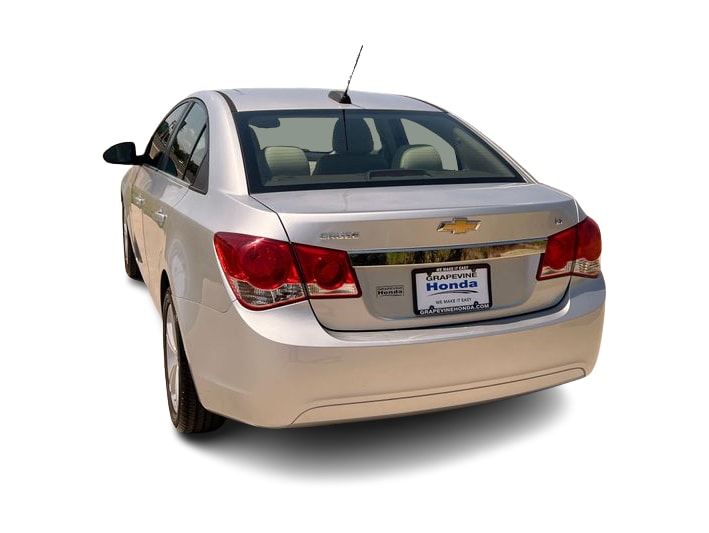 Thumbnail: 2015 Chevrolet Cruze - 4