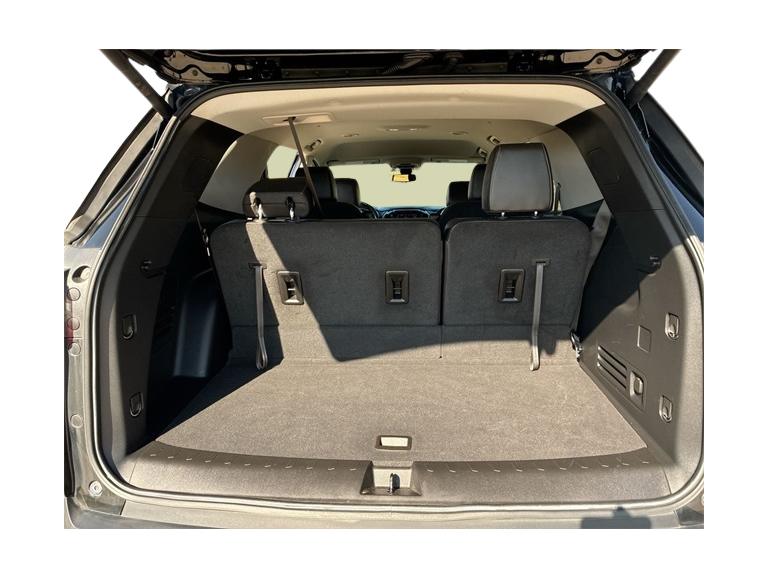 Thumbnail: 2020 Chevrolet Traverse - 17