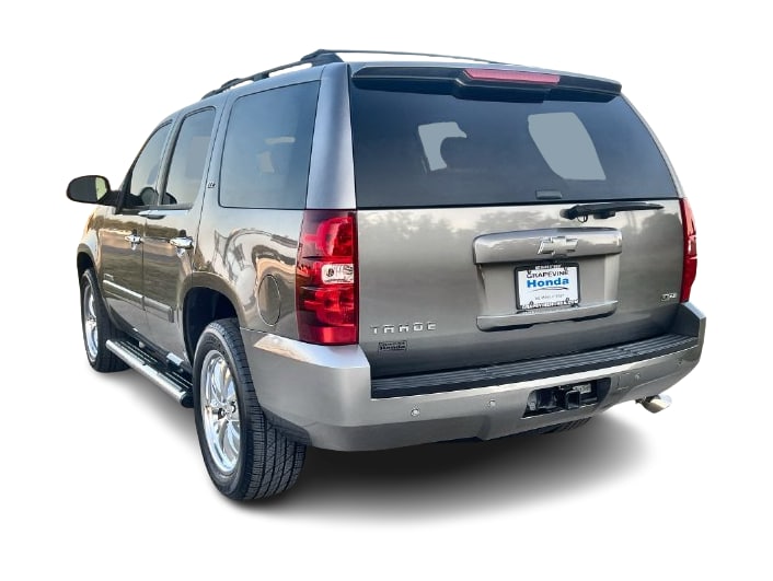 Thumbnail: 2008 Chevrolet Tahoe - 4
