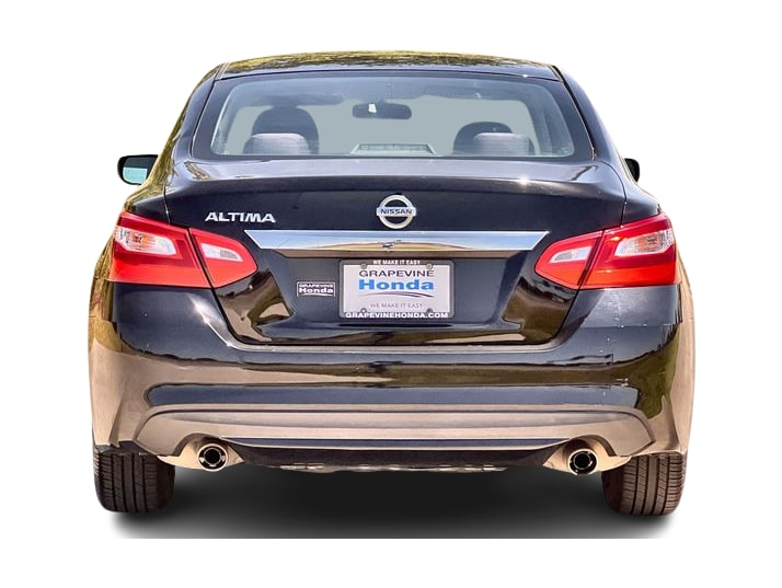Thumbnail: 2016 Nissan Altima - 5
