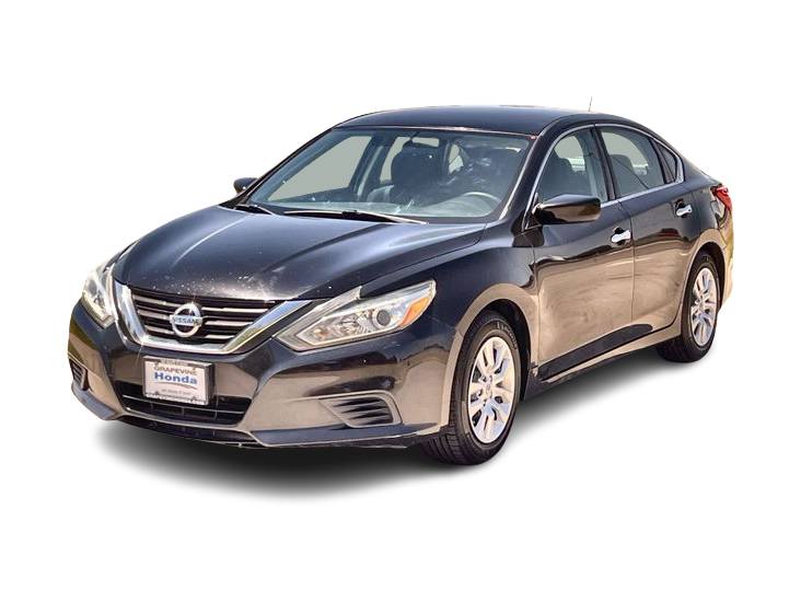 Thumbnail: 2016 Nissan Altima - 22