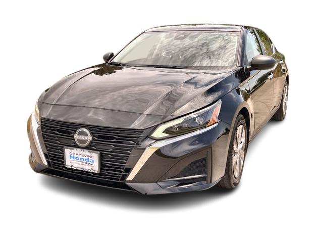 Thumbnail: 2024 Nissan Altima - 20