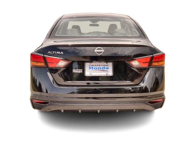 Thumbnail: 2024 Nissan Altima - 5