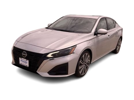 Thumbnail: 2023 Nissan Altima - 20