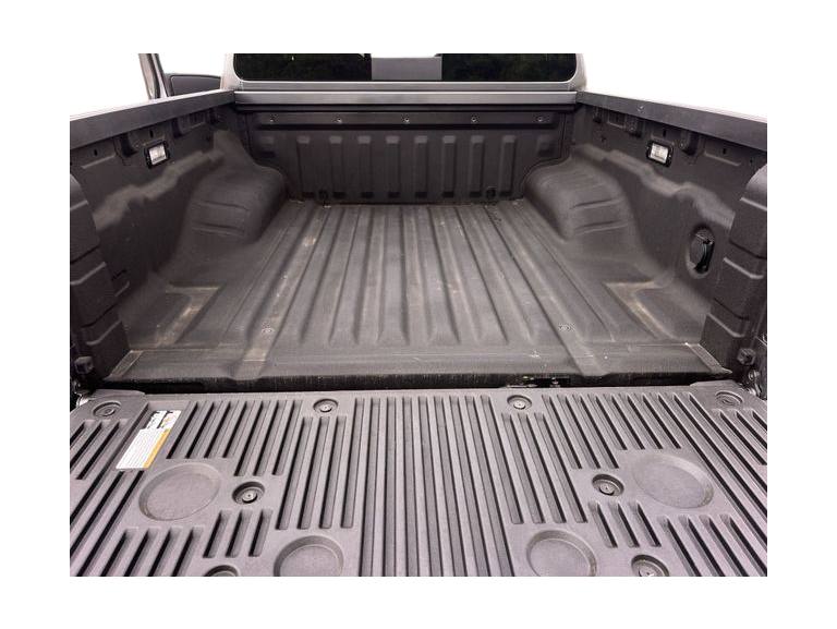 Thumbnail: 2024 Nissan Frontier - 17