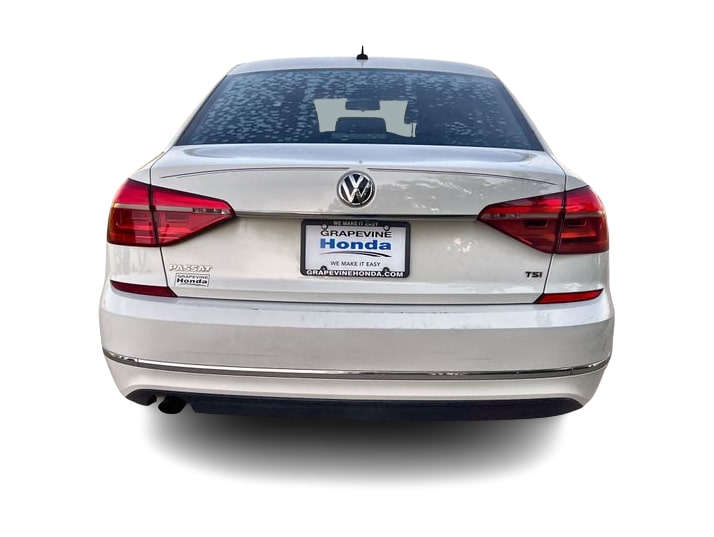 Thumbnail: 2016 Volkswagen Passat - 5