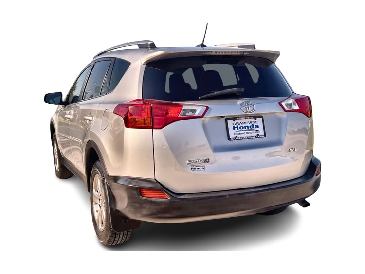 Thumbnail: 2015 Toyota RAV4 - 4
