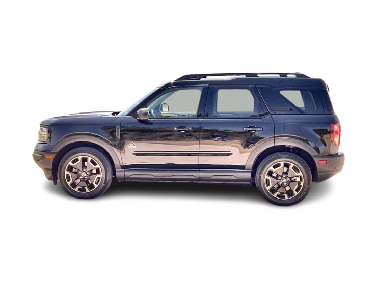 Thumbnail: 2022 Ford Bronco Sport - 3