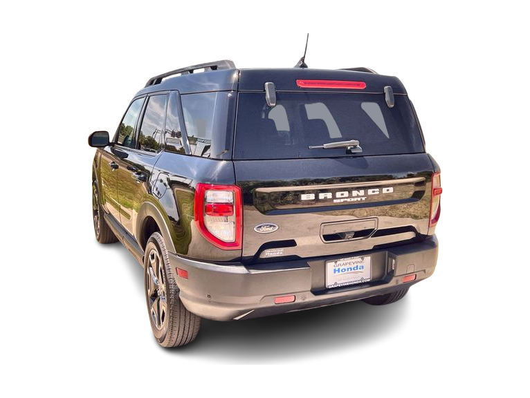 Thumbnail: 2022 Ford Bronco Sport - 4
