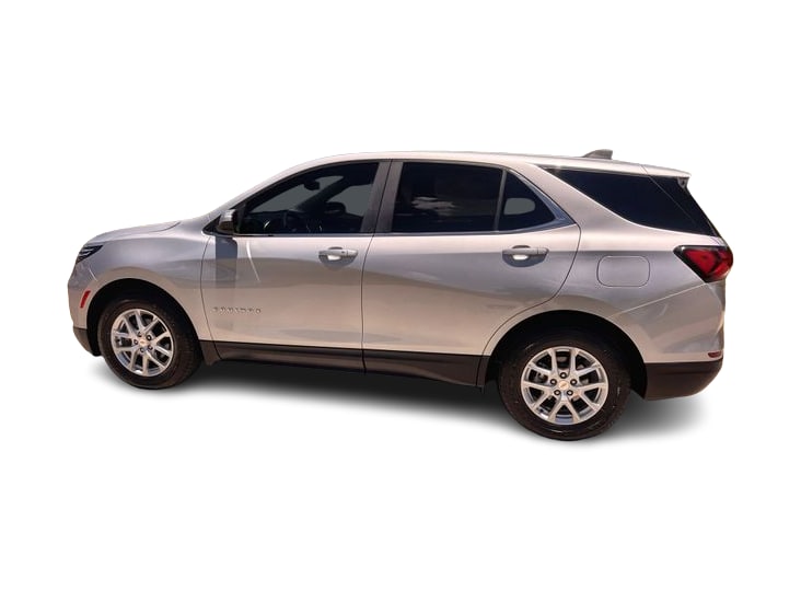 Thumbnail: 2022 Chevrolet Equinox - 3