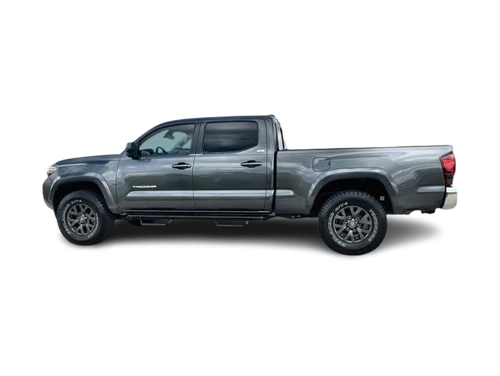 Thumbnail: 2022 Toyota Tacoma - 3