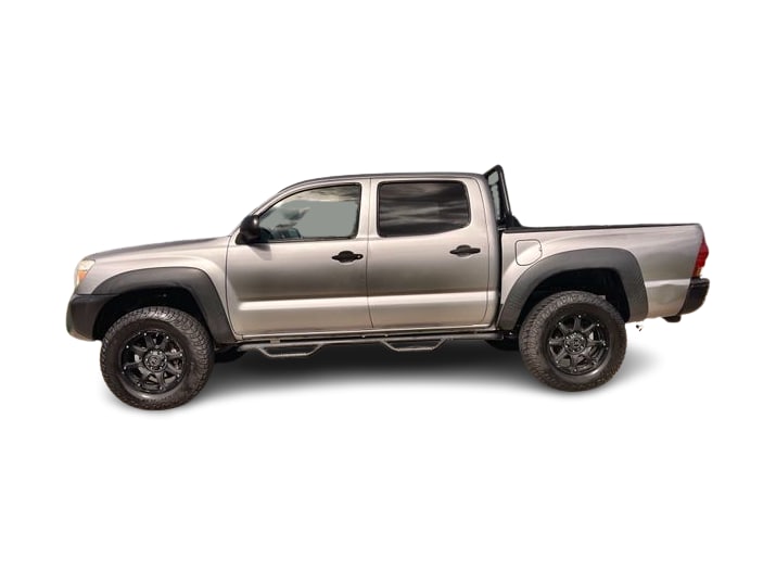 Thumbnail: 2014 Toyota Tacoma - 3