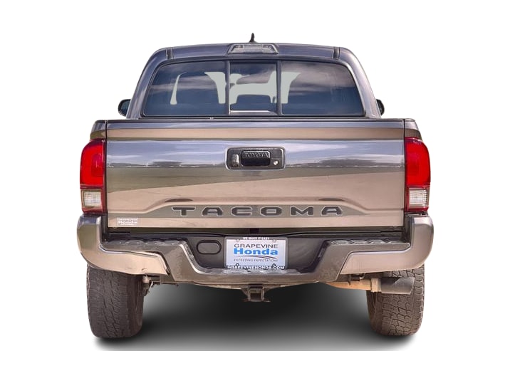 Thumbnail: 2021 Toyota Tacoma - 5