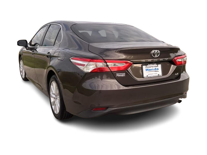 Thumbnail: 2018 Toyota Camry - 4