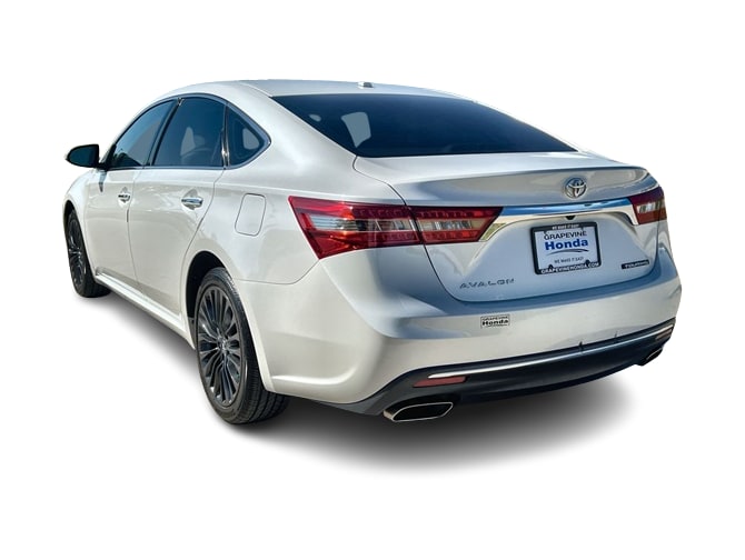 Thumbnail: 2017 Toyota Avalon - 4