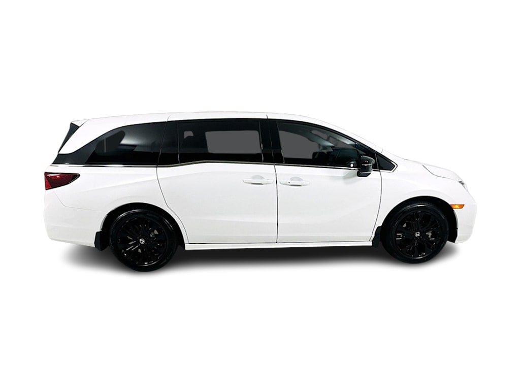Thumbnail: 2027 Honda Odyssey - 17