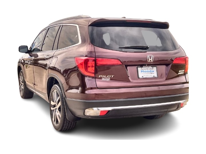 Thumbnail: 2017 Honda Pilot - 4