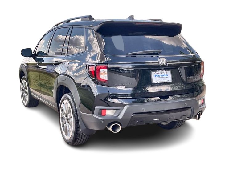 Thumbnail: 2024 Honda Passport - 4