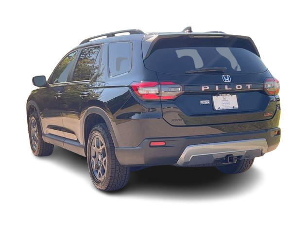 Thumbnail: 2026 Honda Pilot - 4