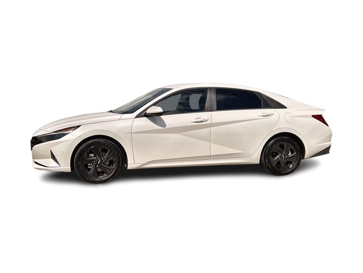 Thumbnail: 2021 Hyundai Elantra - 3