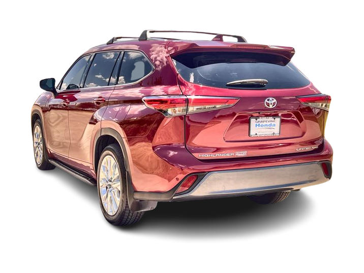 Thumbnail: 2021 Toyota Highlander - 4