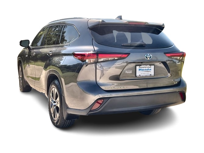 Thumbnail: 2021 Toyota Highlander - 4