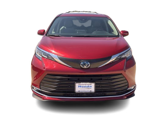 Thumbnail: 2022 Toyota Sienna - 6