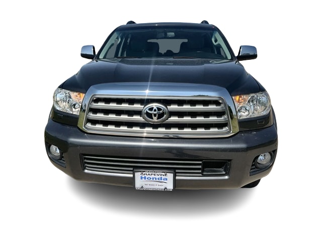 Thumbnail: 2016 Toyota Sequoia - 6