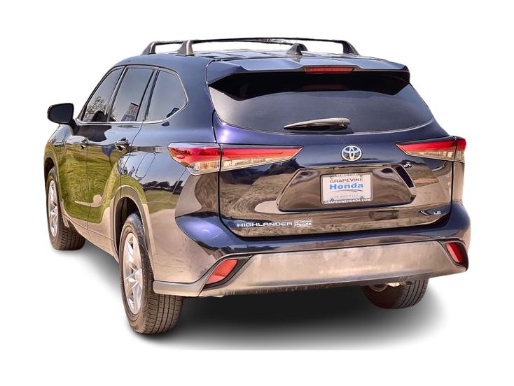 Thumbnail: 2022 Toyota Highlander - 4