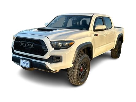 Thumbnail: 2018 Toyota Tacoma - 20