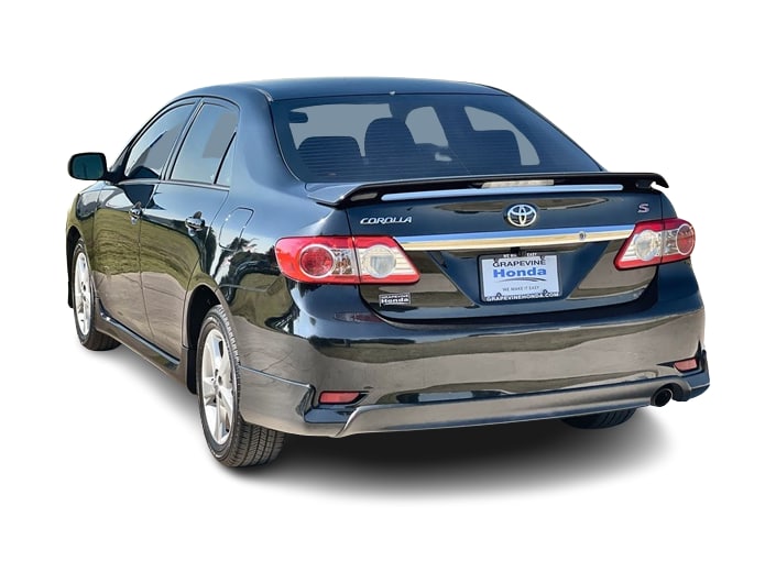 Thumbnail: 2012 Toyota Corolla - 4