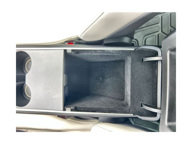 Thumbnail: 2022 Tesla Model 3 - 27