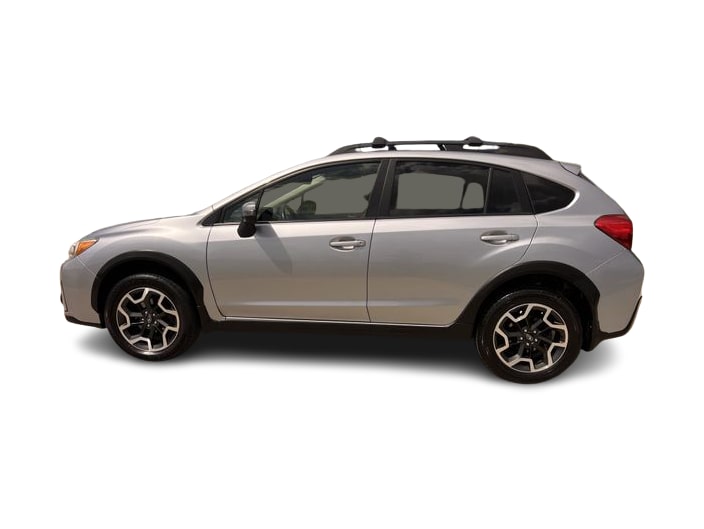 Thumbnail: 2017 Subaru Crosstrek - 3
