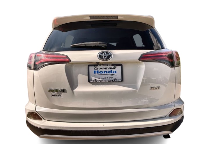 Thumbnail: 2018 Toyota RAV4 - 5