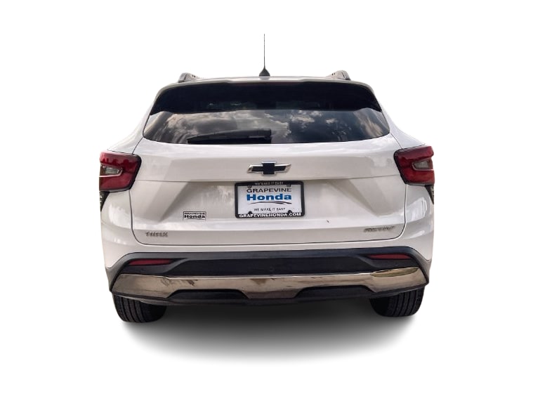 Thumbnail: 2025 Chevrolet Trax - 5
