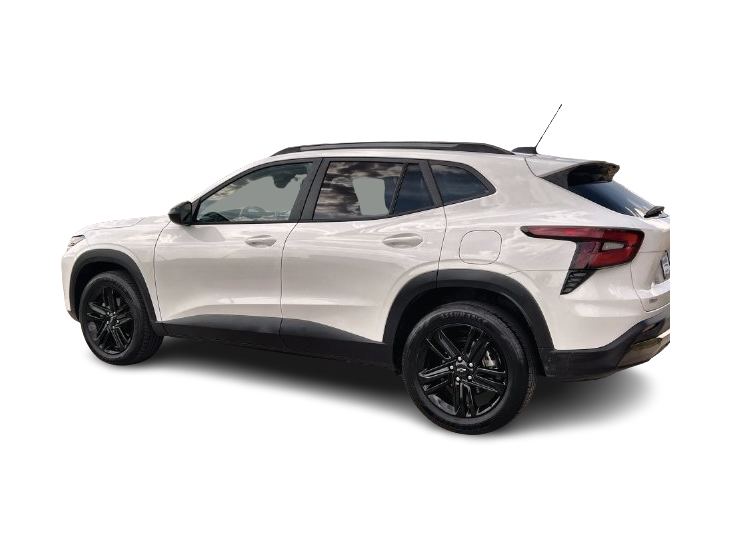 Thumbnail: 2025 Chevrolet Trax - 3