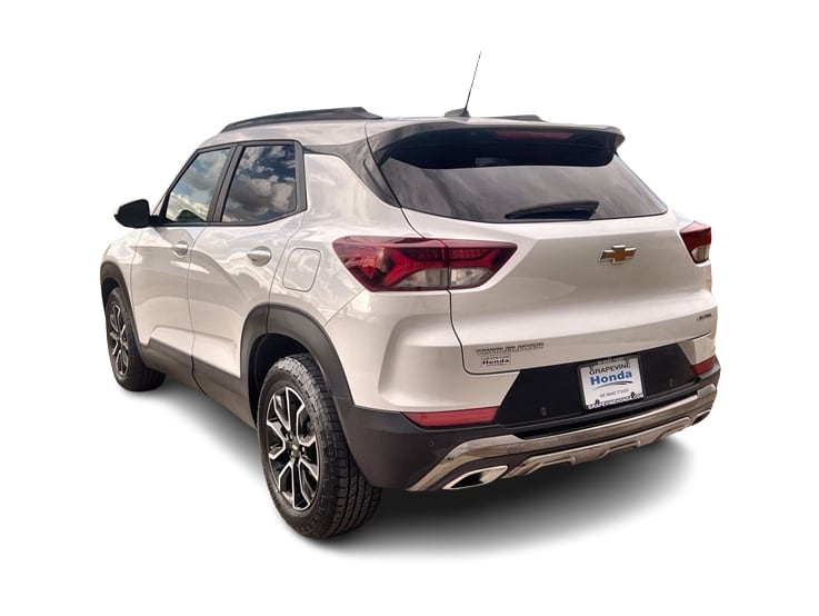 Thumbnail: 2023 Chevrolet TrailBlazer - 4