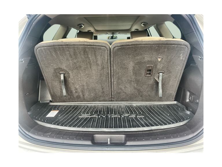 Thumbnail: 2016 Hyundai Santa Fe - 19