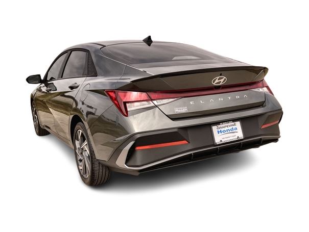 Thumbnail: 2025 Hyundai Elantra - 4